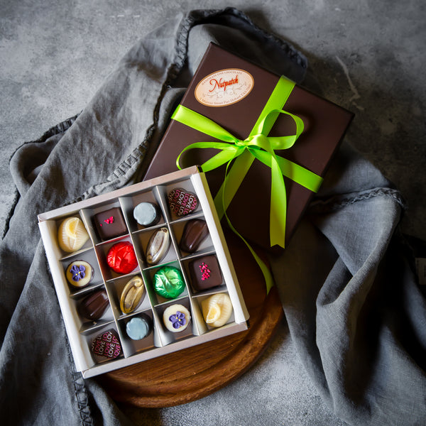 Nutpatch Chocolates Box of 16 - Tasmanian Gourmet Online